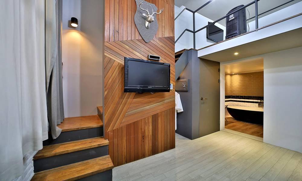 Seomyeon Hound Hotel 1St Street Busan Exterior photo
