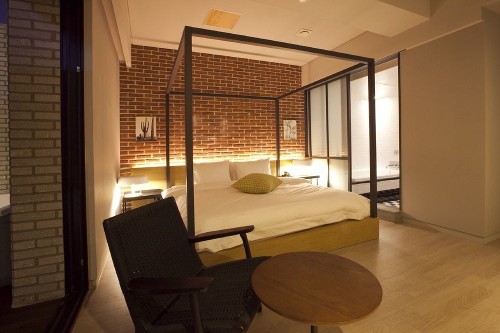 Seomyeon Hound Hotel 1St Street Busan Exterior photo